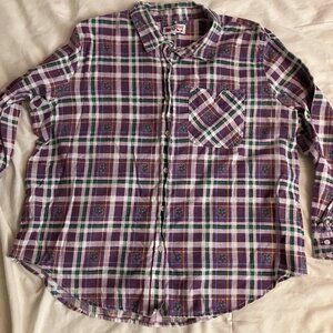 Vintage flannel with flower details